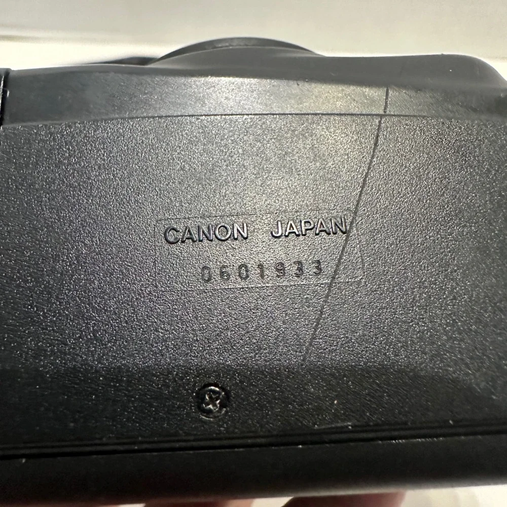 Canon Sure Shot Zoom-S 35mm Film Camera 38-60mm f/3.8-5.6 Japan Untested